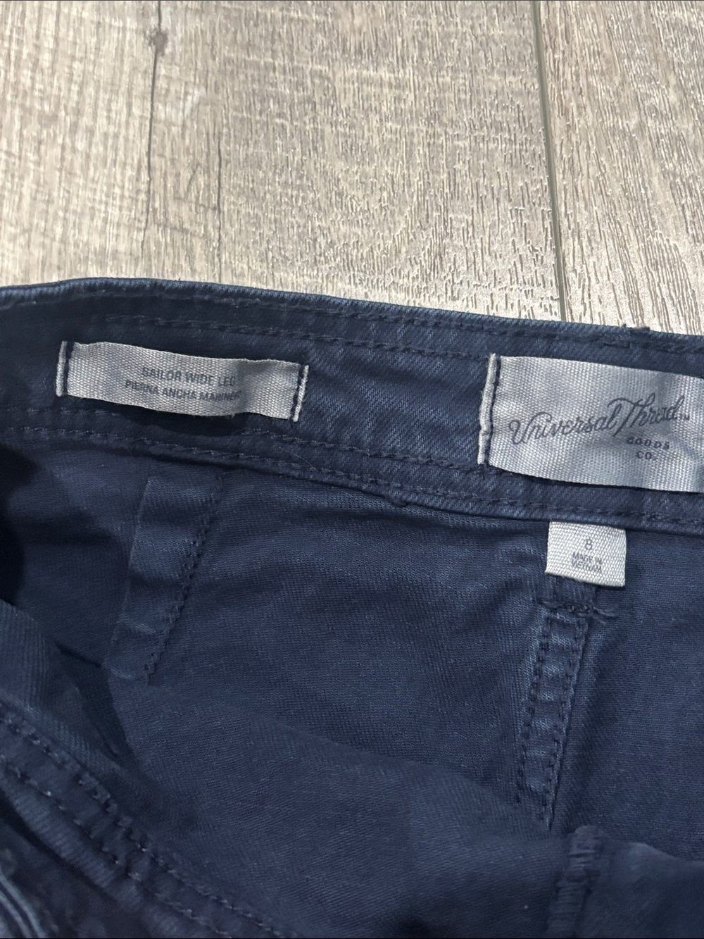 Womens Wide-Leg Navy jeans - Picture 3 of 6